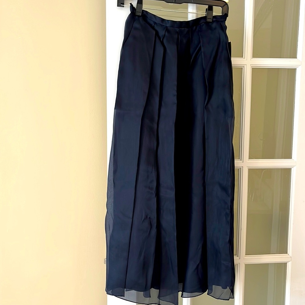 Navy blue 
Fully lined, back zipper

Waist: 14”
Length: 34”

New with tag